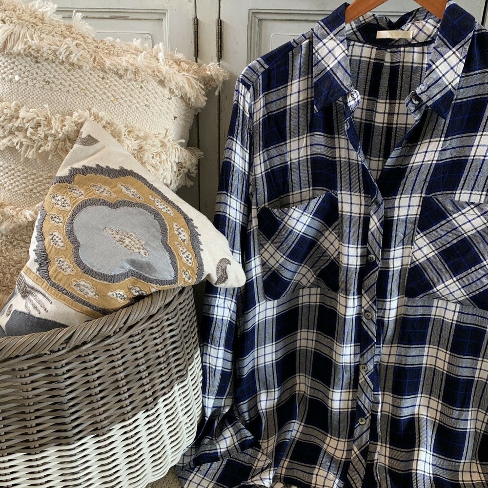 New Plaid Navy Plus Size Button Up Blouse Top - Picture 4 of 8